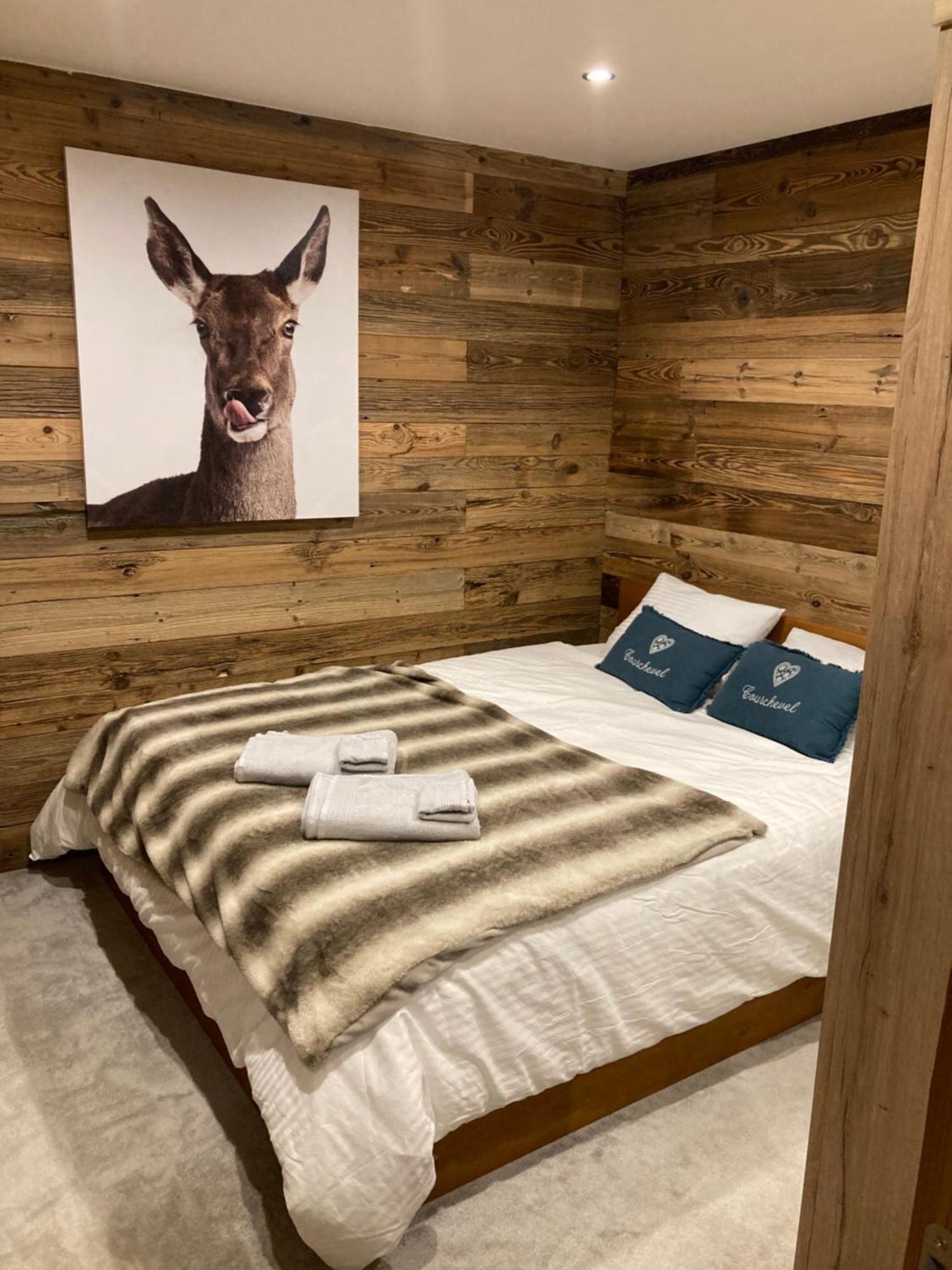 1650 Moriond - 2 Double Bedroom Near Snow Front Courchevel